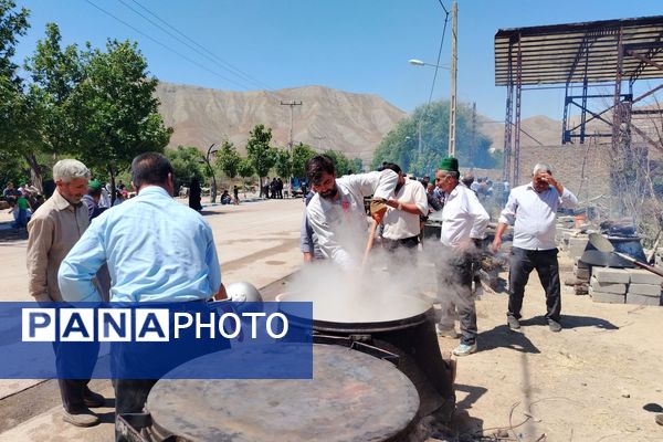 اطعام بزرگ عید غدیردر شهر بارنیشابور