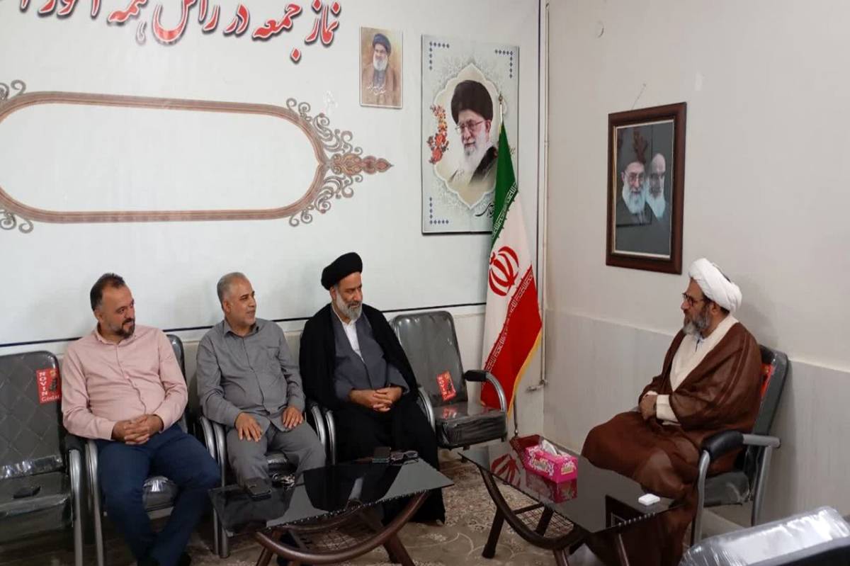 تقویت همکاریهای اجتماعی:دیدار حجتالاسلام و المسلمین طباطبایی با امام جمعه کوهدشت
