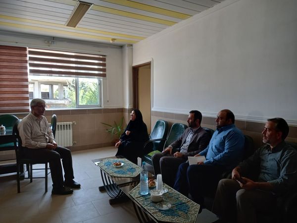 جلسه شورای اداری آموزش و پرورش منطقه بهنمیر 