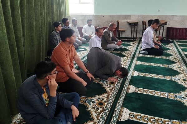 موکب دبیرستان ناصر در آموزش  و پرورش ناحیه ۷