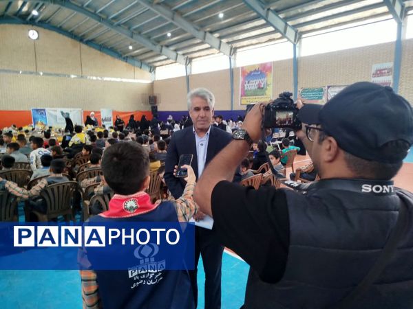 حضور پر شور خبرنگاران پانا در جشن کتاب روستای فدافن