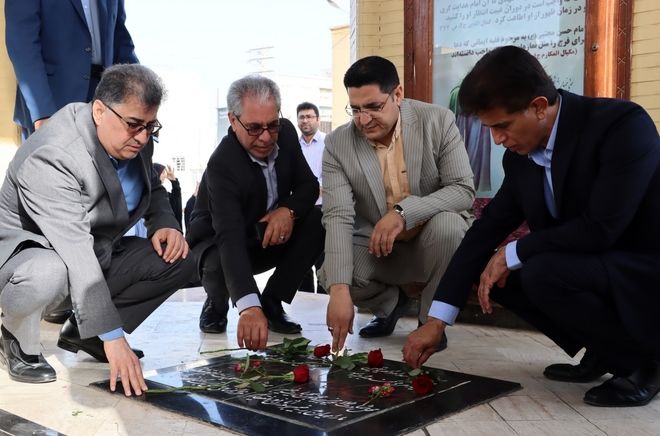 تجدید میثاق با شهدا در بوشهر 