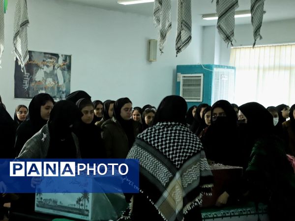 میزبانی هنرجویان هنرستان دکتر حسابی شهر محلات از پیکر شهید گمنام دفاع مقدس 