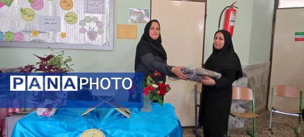 جشن روز معلم در مدرسه شهید احمد خاقانی شیروان