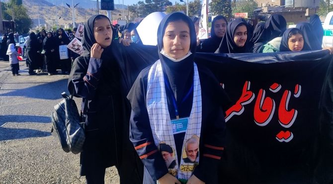 معمولان؛ میزبان حماسه ۱۳ آبان