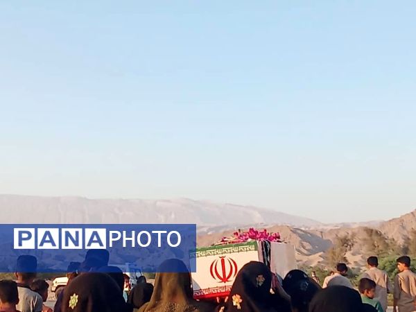 ورود پیکر شهید گمنام به روستای لاور 