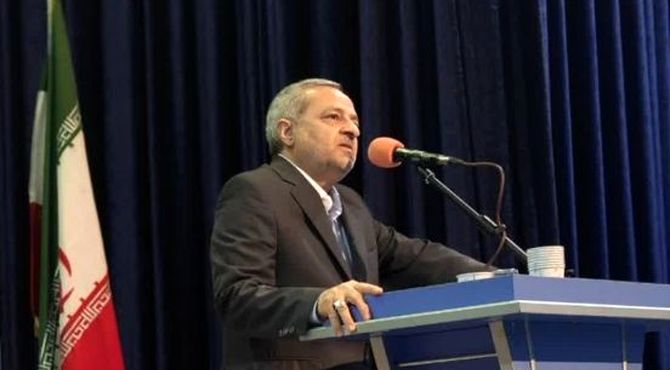 در هر منطقه یک مدرسه ابتدایی محروم، کامل هوشمند خواهد شد
