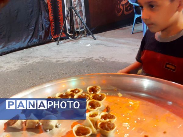 برپایی موکب پذیرایی آموزش و پرورش ناحیه 2 از زائران پیاده رضوی