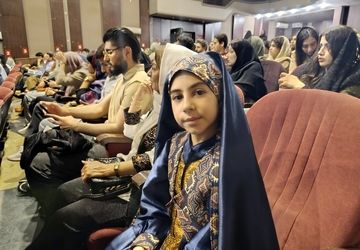 اجرای شاهنامه خوانی دانش آموزان برگزیده در فراخوان پویش شاهنامه خوانی 