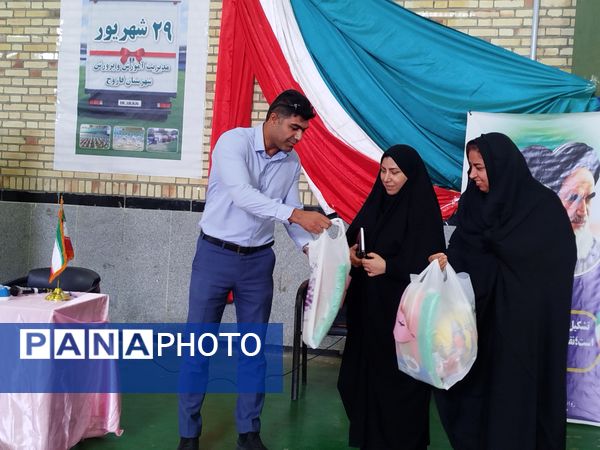 اعزام کاروان تجهیزات ورزشی - بهداشتی مهر بانشاط به مدارس فاروج 