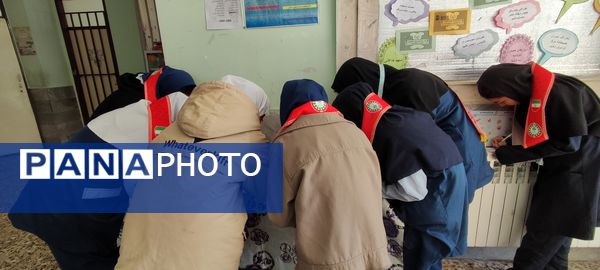 انتخابات شورای دانش‌آموزی در مدرسه شهید خاقانی شهرستان شیروان