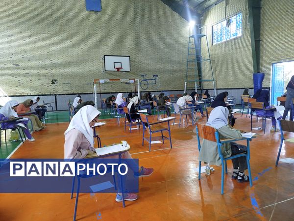 برگزاری آزمون ورودی مدارس تیزهوشان مقطع متوسطه اول در فاروج