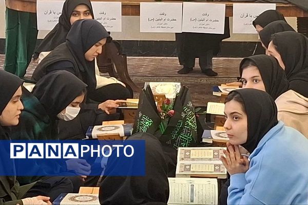 دانش آموزان نورانی حاضر در محفل