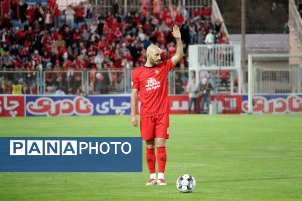 بازی بدون گل تراکتور و فجر سپاسی