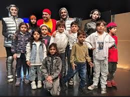 تئاتر، فرصتی برای آشنایی کودکان با هویت و افسانه‌های ملی ایران است