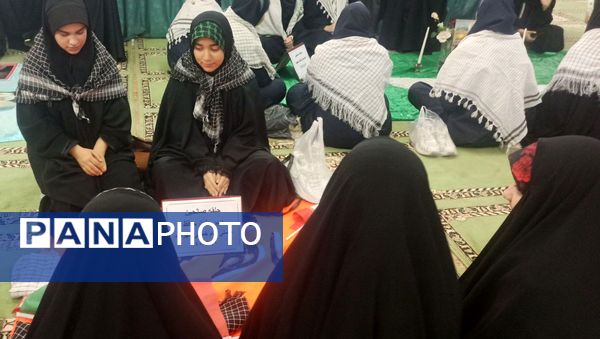 میعادگاه دانش‌آموزان با نماز جمعه