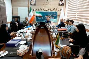 افتتاحیه دوازدهمین دوره مجلس دانش‌آموزی در همدان