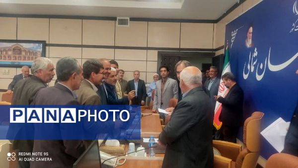 دیدار صمیمی فعالان مذهبی، خیران، مدیران و شوراهای بخش با استاندار خراسان شمالی 