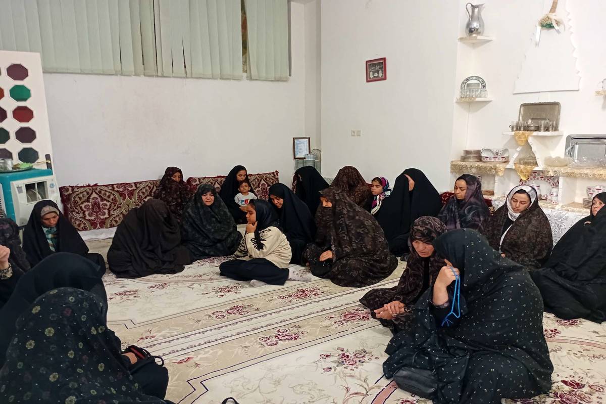 برگزاری روضه خانگی به مناسبت اربعین حسینی در خلیل آباد