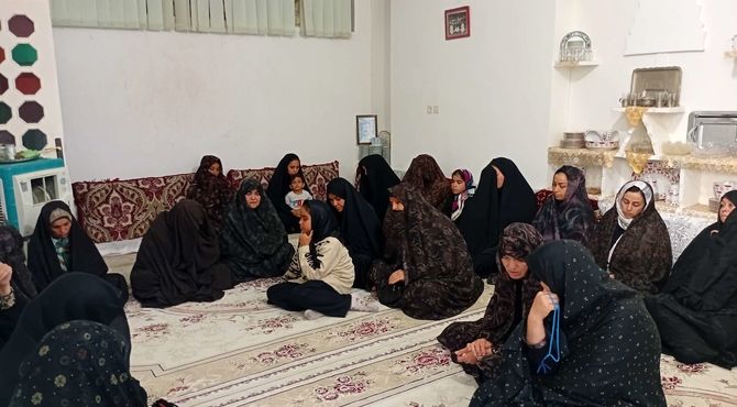 برگزاری روضه خانگی به مناسبت اربعین حسینی در خلیل آباد