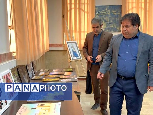 برگزاری اختتامیه جشنواره و نمایشگاه یلدایی کانون فرهنگی‌تربیتی روح‌الله در منطقه ۵