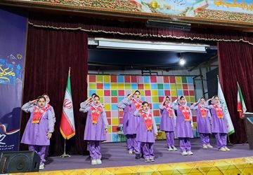 کارگاه توانمند سازی مربیان پیشتاز سازمان دانش آموزی در قائمشهر