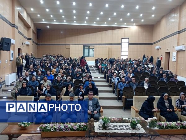 اولین جلسه بیلان هشدار  دبیرستان وکیلی ۹ در نیشابور