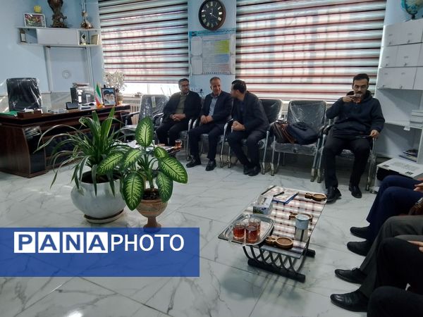 افتتاح اتاق انجمن اسلامی در دبیرستان خاتم الانبیاء (ص) زاوه