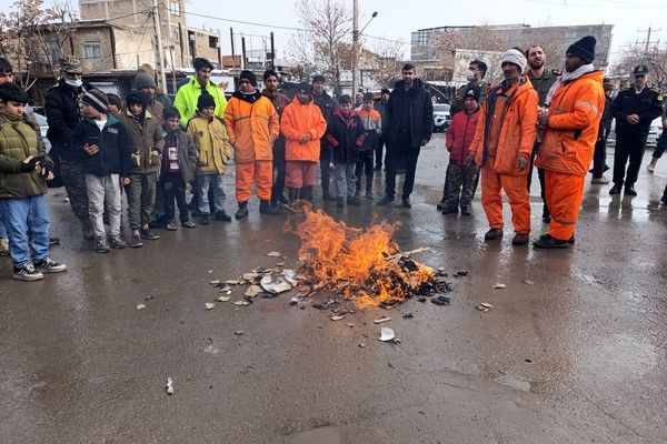 راهپیمایی ۲۲ بهمن در آشخانه