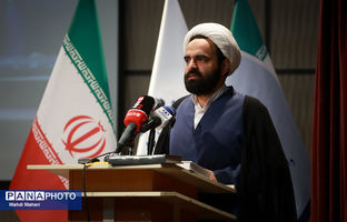 هر کس به علم دسترسی پیدا کند، کسی نمی‌تواند بر او غلبه کند