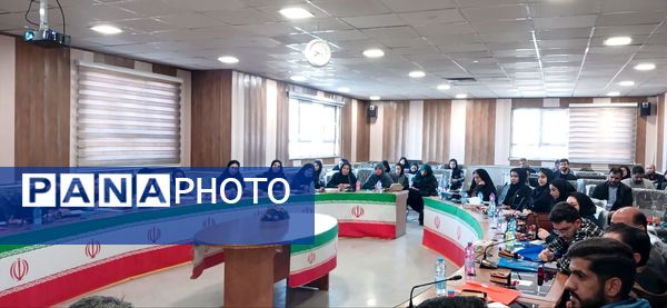 کارگاه توانمندسازی رابطان مشاوره استان همدان با رویکرد سامانه نماد