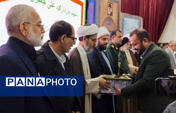 گردهمایی بزرگ پیشکسوتان جهاد و شهادت کارون با یاد یاران آسمانی؛ سردار سلیمانی و سردار تقوی‌فر