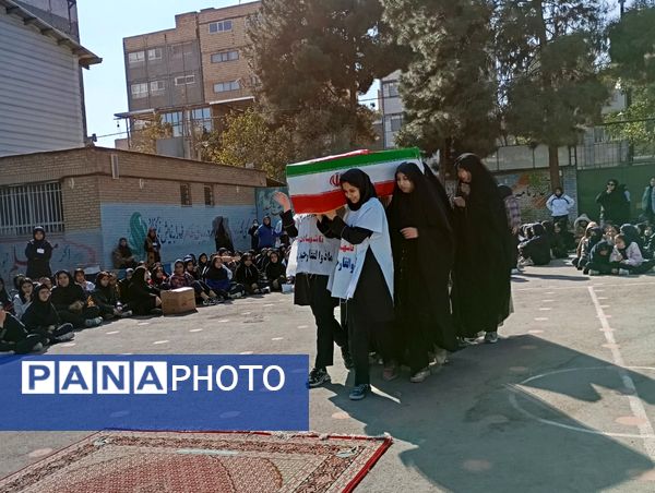 عزاداری حضرت فاطمه ( س ) در دبیرستان دخترانه فضه