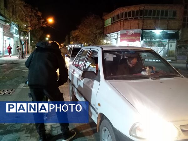 برپایی ایستگاه صلواتی توسط مسجد امام سجاد (ع) در شهرستان خلیل‌آباد 
