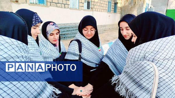 اعزام ۴۰ دانش‌آموز دختر لنده‌ای به مناطق عملیاتی جنوب کشور