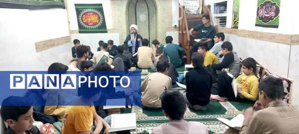 مسجد صاحب‌الزمان فدافن صحنه‌ی شکوفایی معنویت نوجوانان در آیین اعتکاف