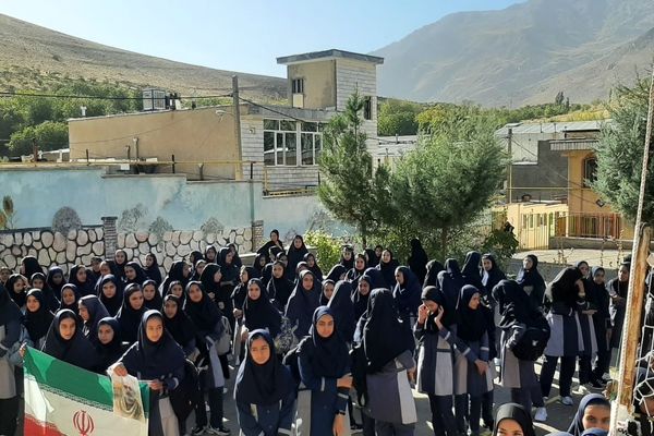 مهری دیگر در مدرسه‌ فدک بروجرد