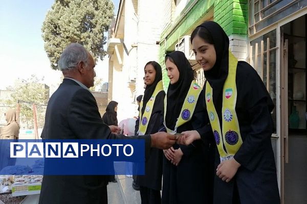 جشن میلاد باسعادت حضرت زینب کبری (س) و روز پرستار در دبیرستان شهید مجید دهنوی نیشابور