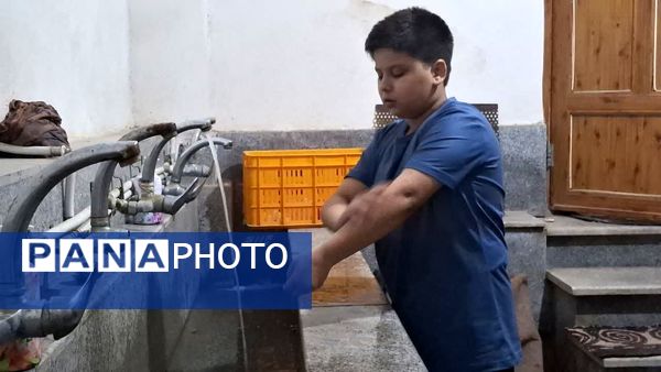 سحرگاه دانش‌آموزان معتکف 