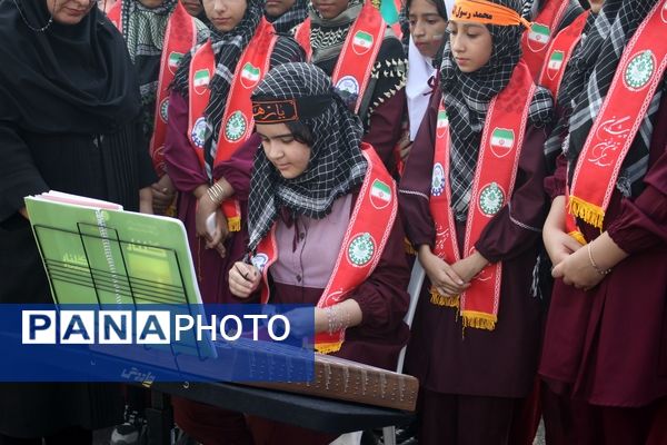 راهپیمایی 13 آبان و روز دانش‌آموز در هرمزگان