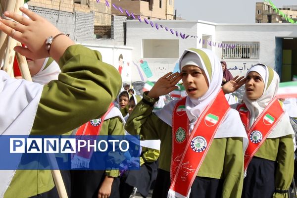 برگزاری جشن شکوفه‌ها در مدرسه عصمت شهرستان رباط کریم 