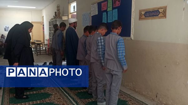 عطر بندگی در دبستان شهید رحمت الله قلعه یزدانی 