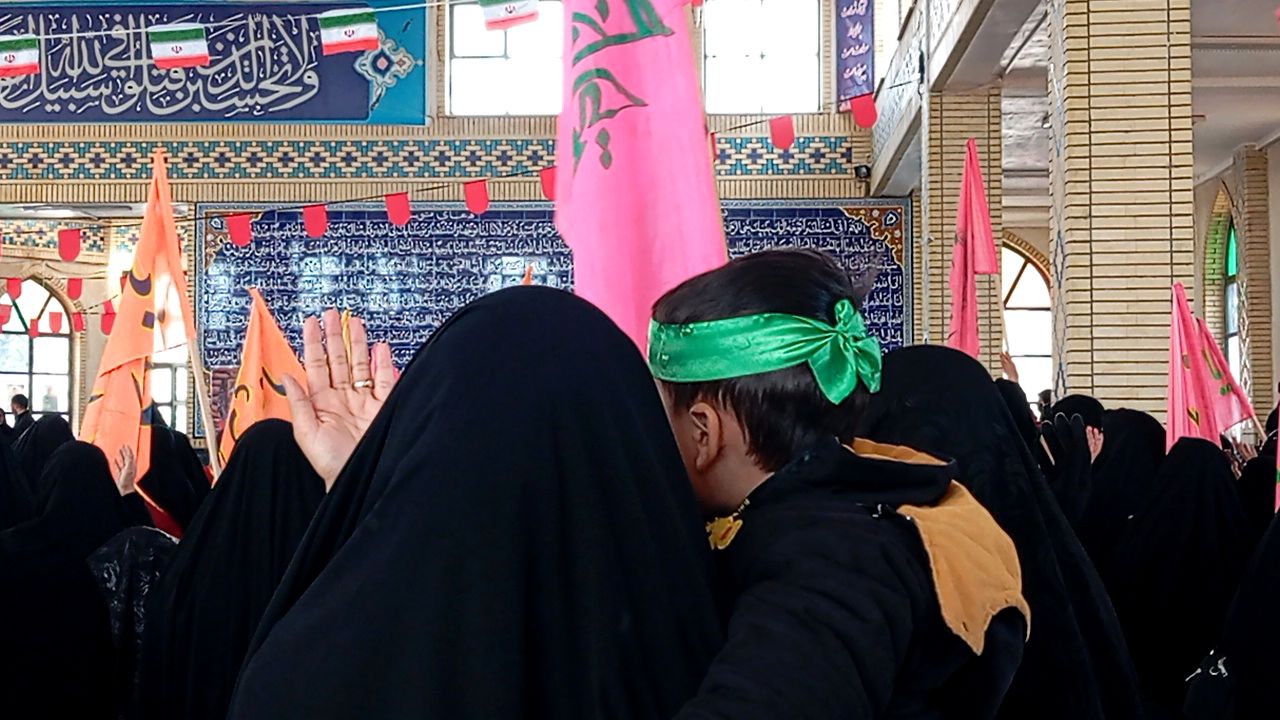 اجتماع بزرگ بسیجیان شهرستان بن 