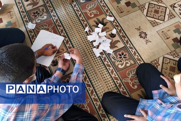 انتخاباتی برای ایجاد آرامش فکری و روحی در دبیرستان معارف صدرا ولایت 