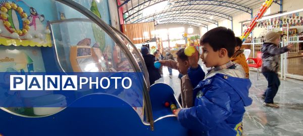 اردوی دانش‌آموزان مدرسه مبین در شهربازی پارک کوثر شیروان