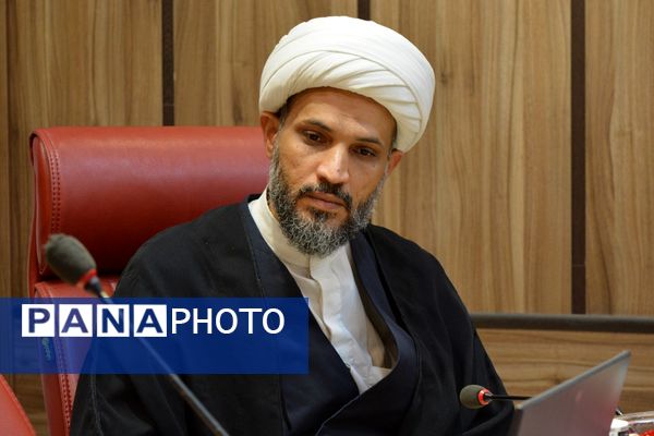 بدرقه دانش‌آموزان عمره‌گزار دختر شهرستان‌های استان تهران