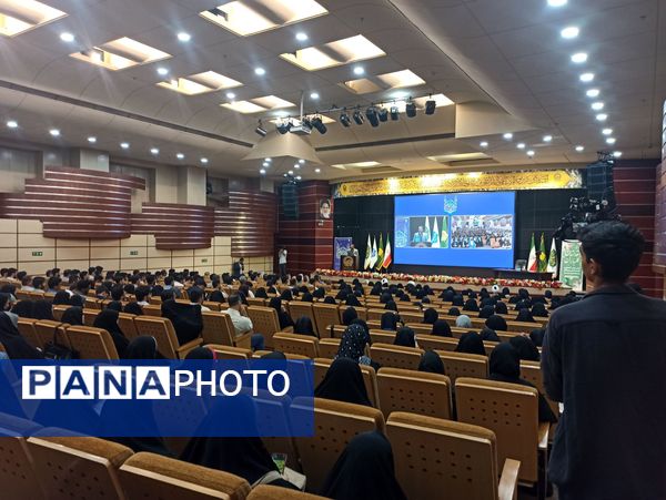 سی و دومین جشنواره فرهنگی هنری قرآن و عترت در مشهد برگزار شد