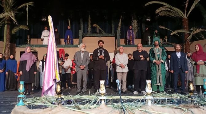   نمایش «بر فراز هستی۲» در تالار حافظ به نمایش در آمد