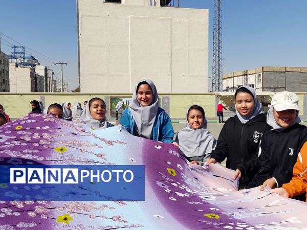 مسابقات خانوادگی در مدرسه پورشهریاری