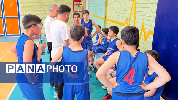 مسابقات مینی بسکتبال پسران در شهرکرد